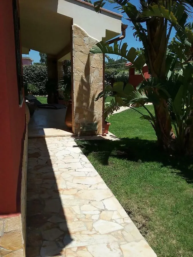 Stella Hotel Quartu SantʼElena 0*,
